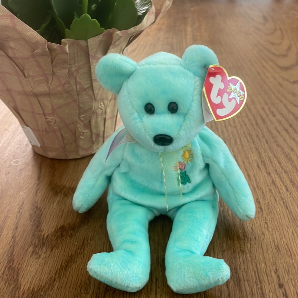 TY 2000 Beanie Baby Ariel RARE